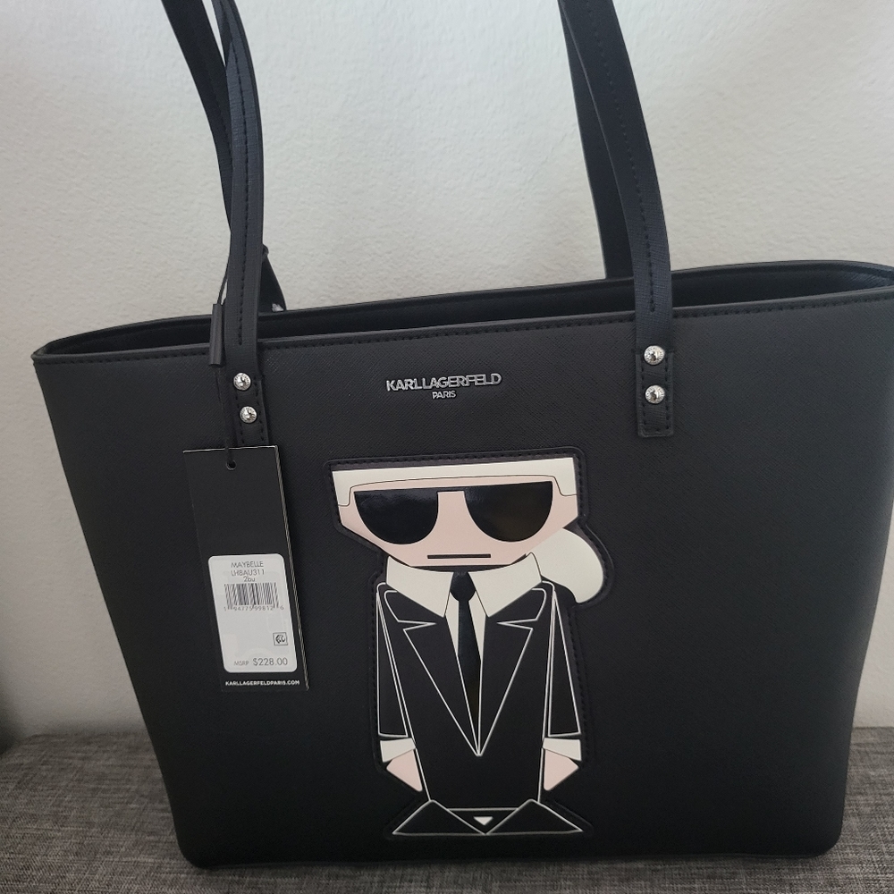 Paris fashion luxury bag everyday bag.